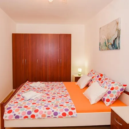 Apartman U Centru Grada Apartment *